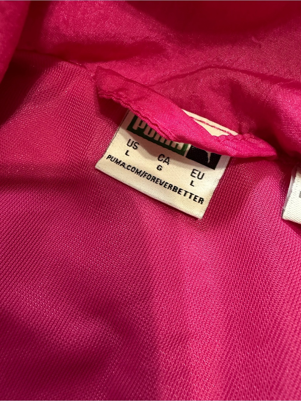 PUMA Hot Pink Cropped Windbreaker Jacket 2019/2020 Y2K Look - Picture 3 of 3